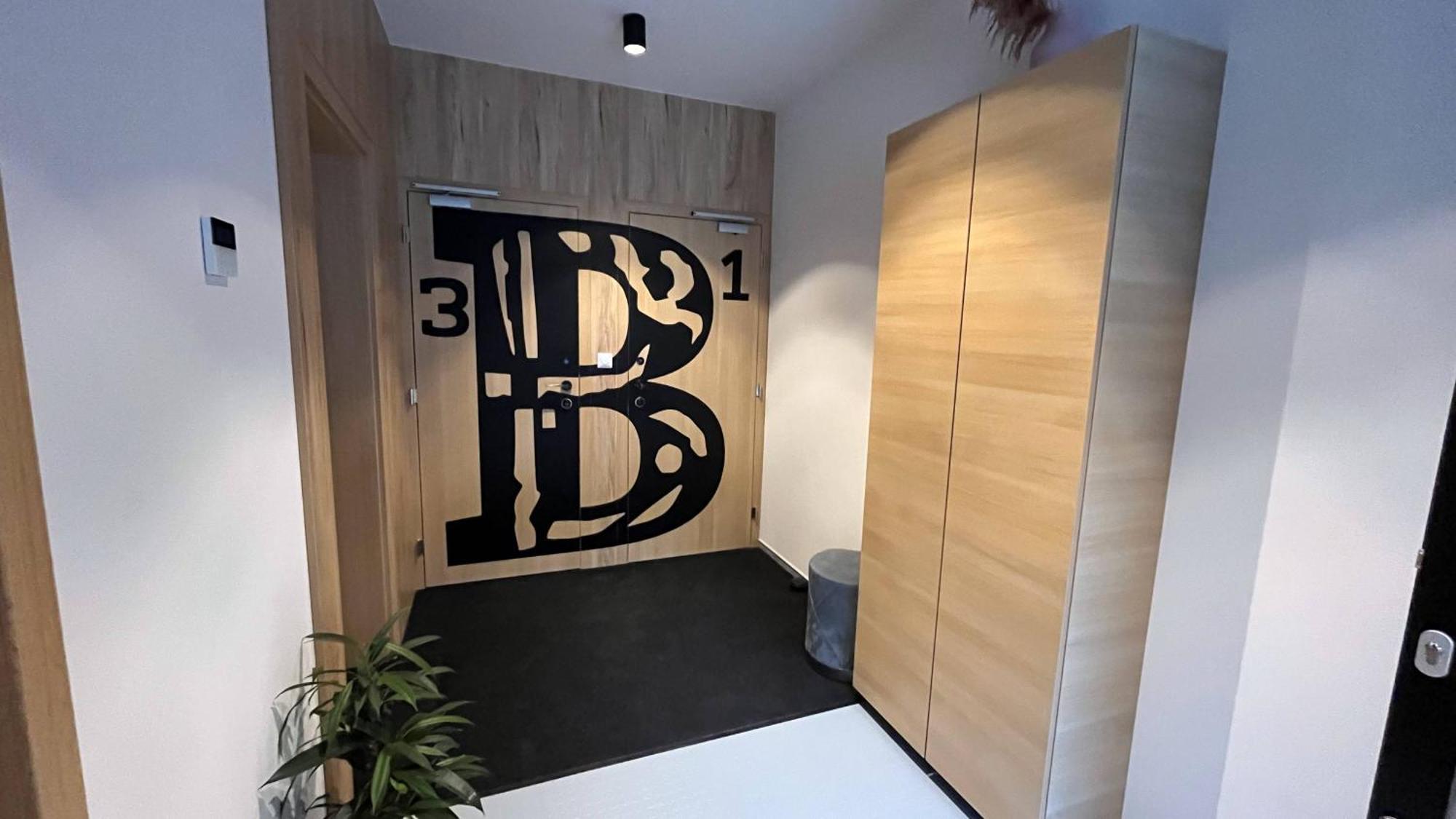 Apartmanhrabovob14 ルジョムベロク エクステリア 写真